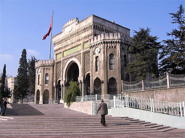 دانشگاه استانبول