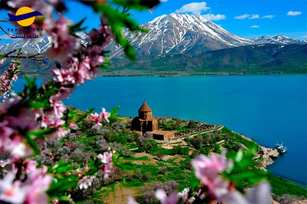 دریاچه وان
